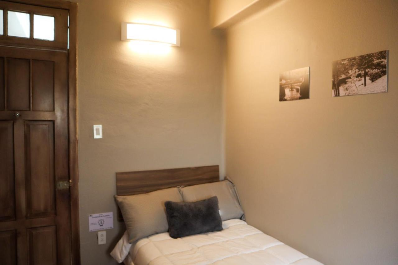 Frontera 49 Roma Norte Hostal مدينة مكسيكو المظهر الخارجي الصورة