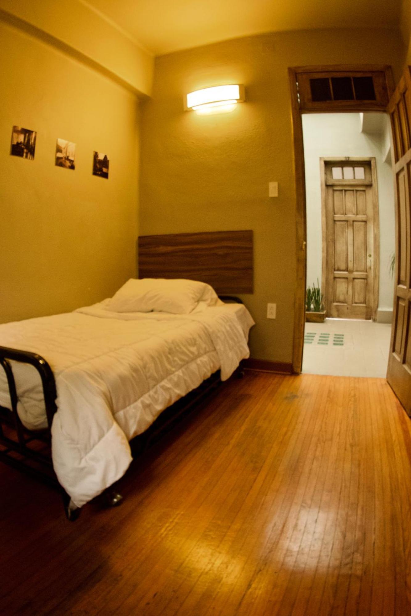 Frontera 49 Roma Norte Hostal مدينة مكسيكو المظهر الخارجي الصورة